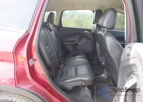 2017 Ford Escape Titanium z USA, uszkodzony, nr VIN 1FMCU9J99HUC41851